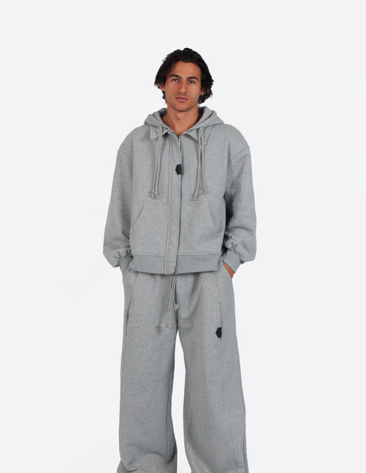 The Signature Hoodie, sudadera oversize unisex gris de WAENN, vista de frente